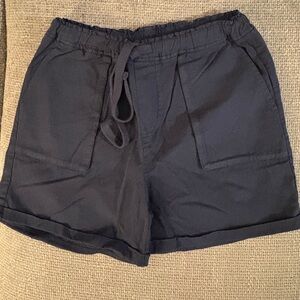 BNWOT Navy Blue FatFace High-Waisted Cotton Shorts – Size US 6 / EUR 38